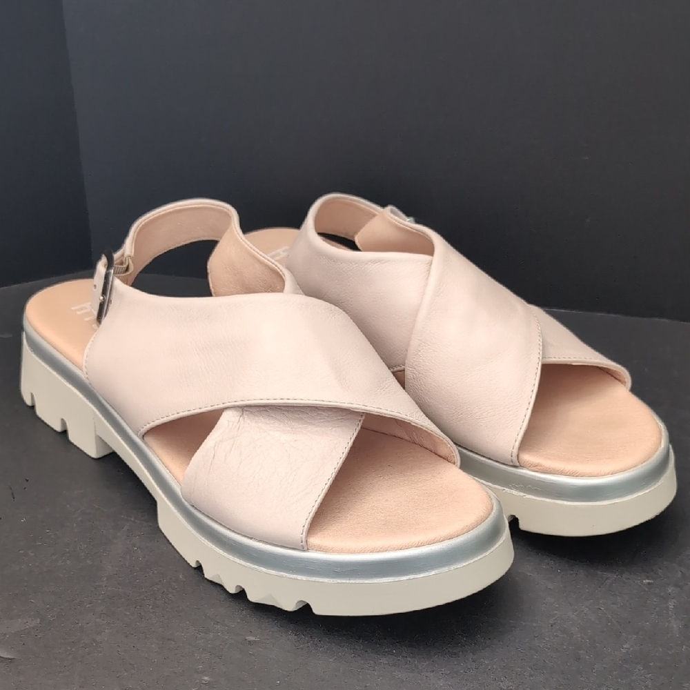 Super comfortable Hispanitas Women's Nude Leather Platform Sandals.Size 41